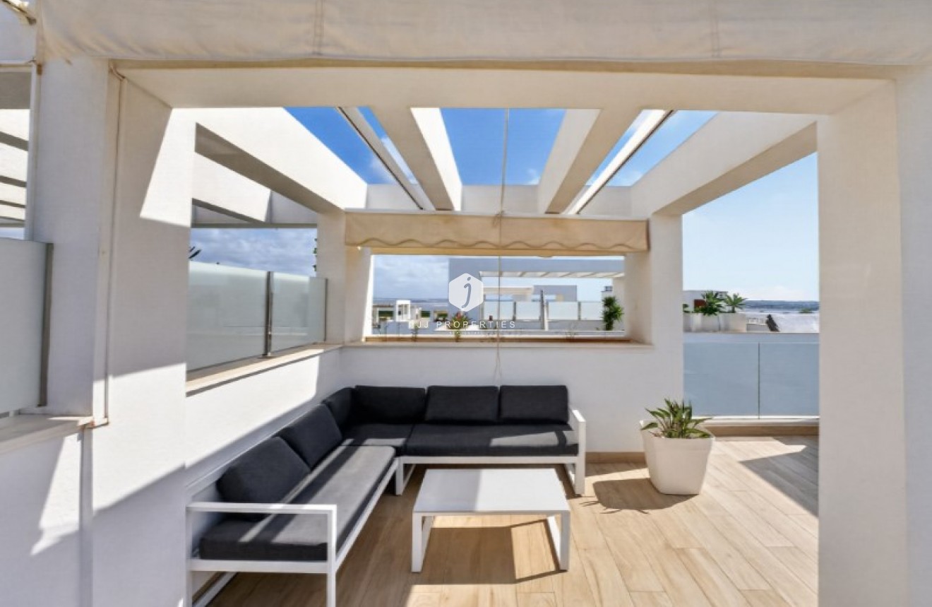 Aus zweiter Hand - Penthouse -
Torrevieja - Costa Blanca