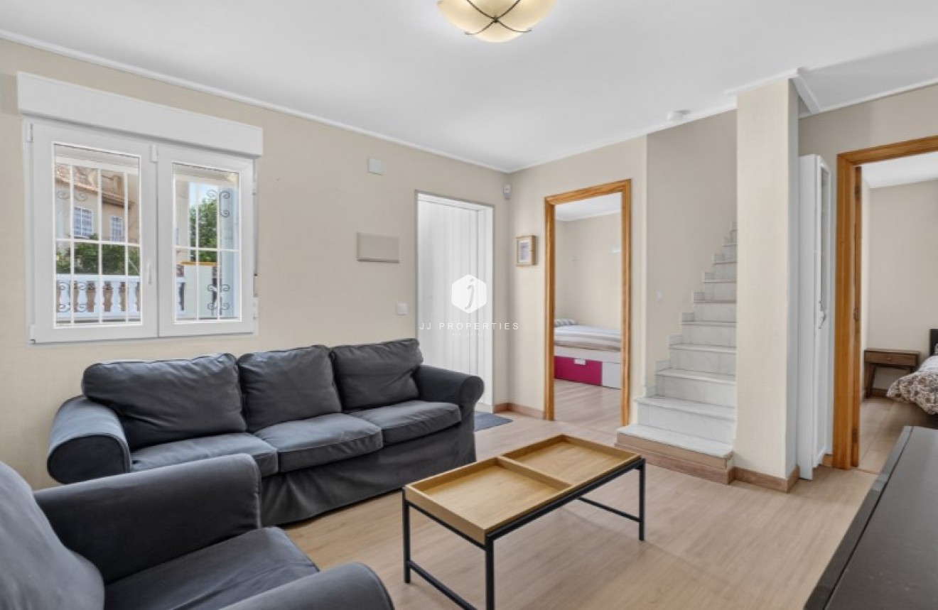 D'occasion - Chalet -
Torrevieja - Costa Blanca