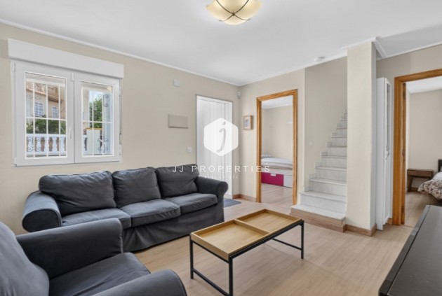 D'occasion - Chalet -
Torrevieja - Costa Blanca