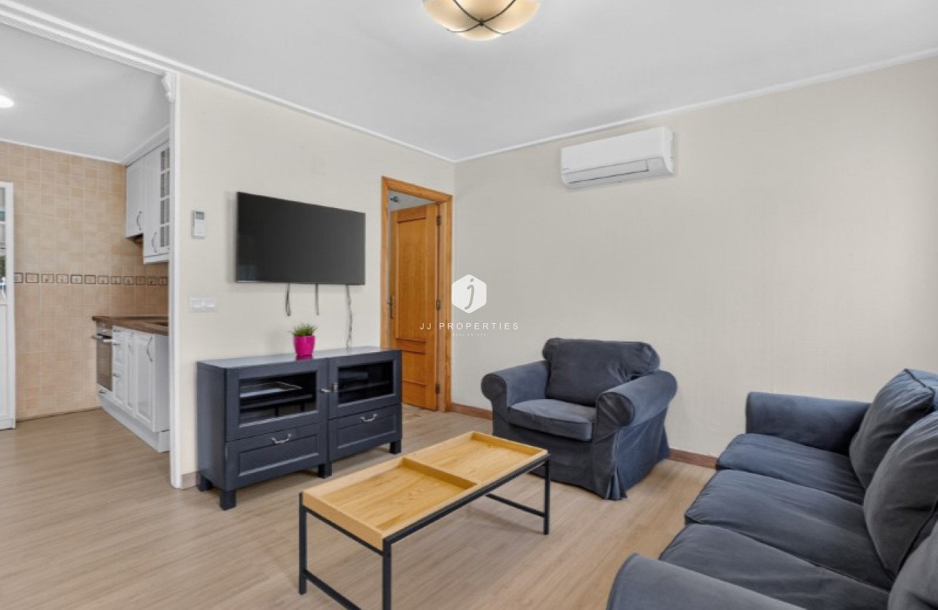 D'occasion - Chalet -
Torrevieja - Costa Blanca
