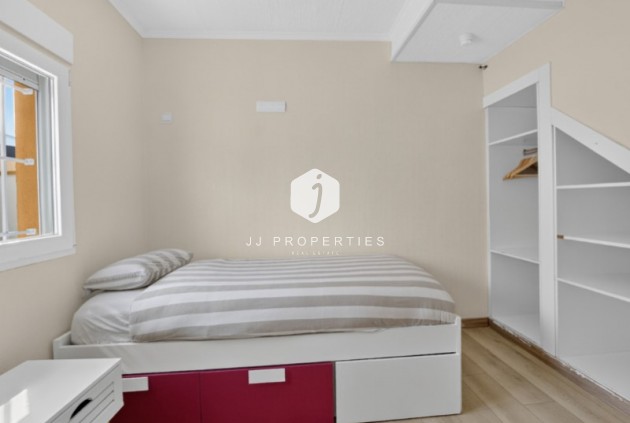 D'occasion - Chalet -
Torrevieja - Costa Blanca