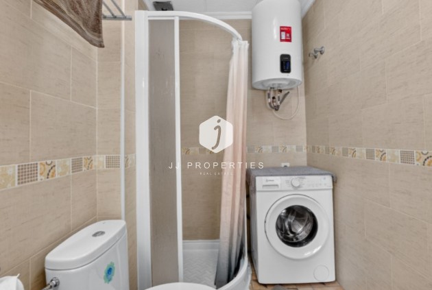 D'occasion - Chalet -
Torrevieja - Costa Blanca
