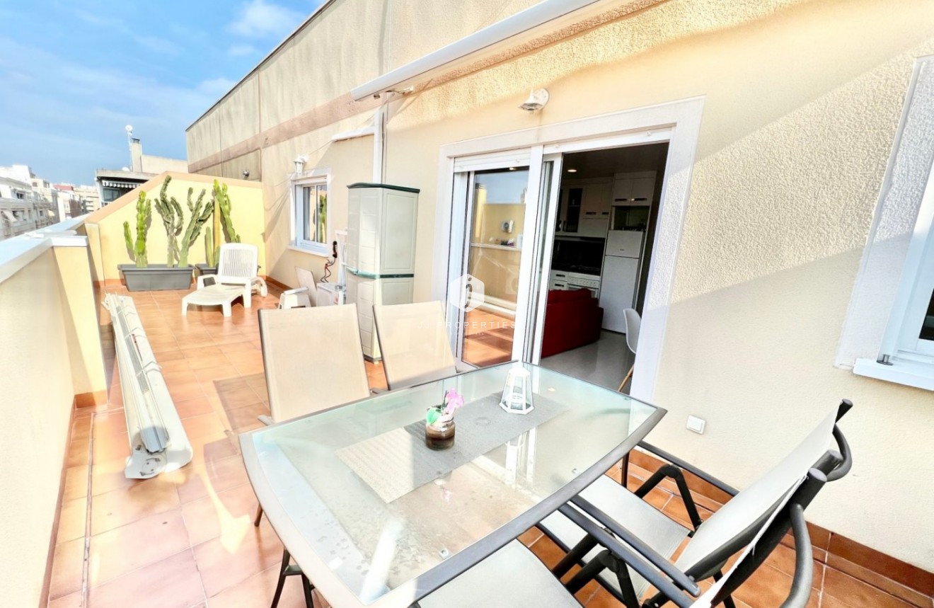 Aus zweiter Hand - Penthouse -
Torrevieja - Centro