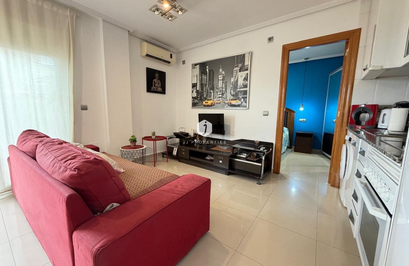 Aus zweiter Hand - Penthouse -
Torrevieja - Centro