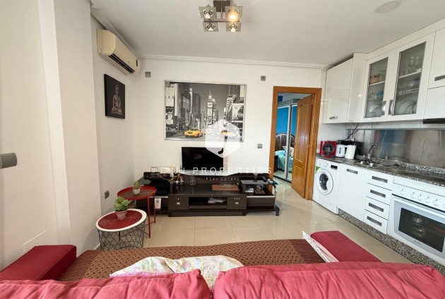 Aus zweiter Hand - Penthouse -
Torrevieja - Centro