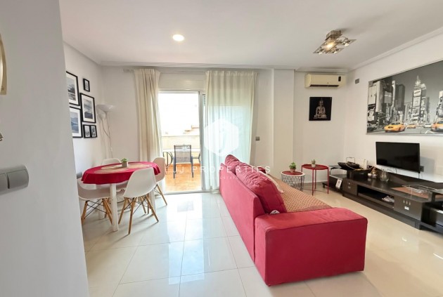 Aus zweiter Hand - Penthouse -
Torrevieja - Centro