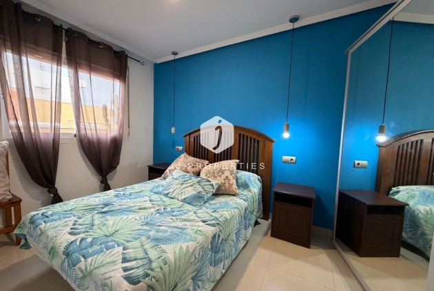 Aus zweiter Hand - Penthouse -
Torrevieja - Centro