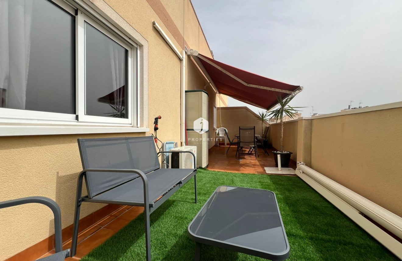 Aus zweiter Hand - Penthouse -
Torrevieja - Centro