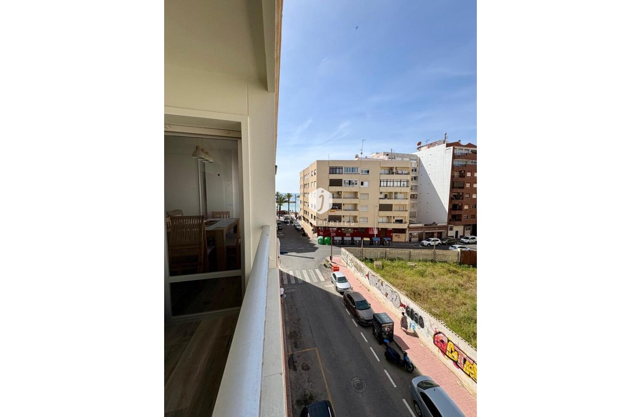 Tweedehands - Appartement / flat -
Torrevieja - Costa Blanca