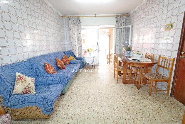 Z drugiej ręki - Mieszkanie w bloku -
Torrevieja - La Mata Pueblo