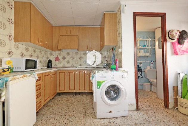 Z drugiej ręki - Mieszkanie w bloku -
Torrevieja - La Mata Pueblo