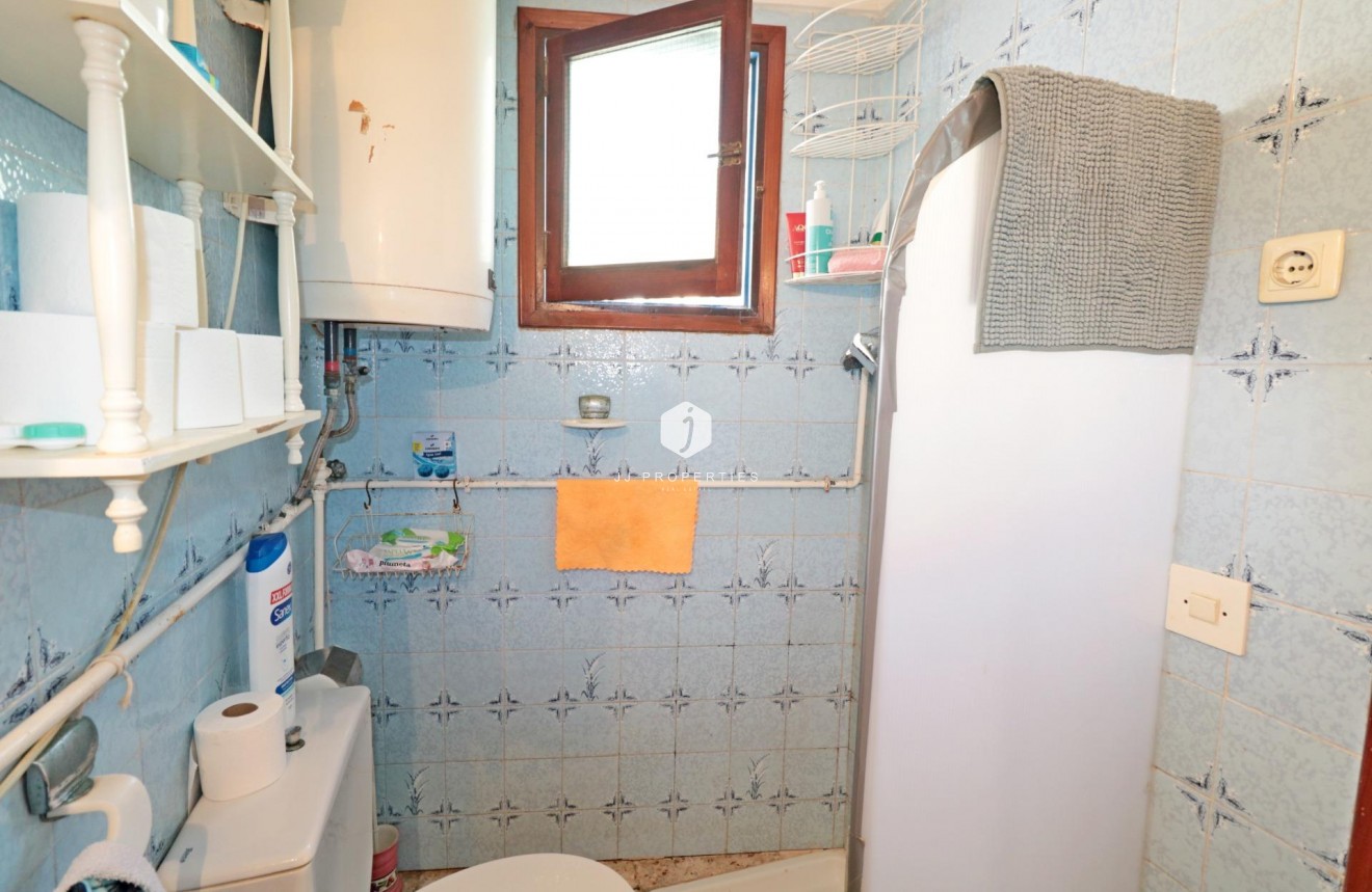 Z drugiej ręki - Mieszkanie w bloku -
Torrevieja - La Mata Pueblo