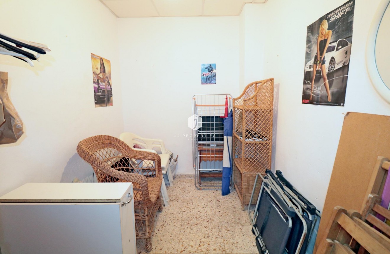 Z drugiej ręki - Mieszkanie w bloku -
Torrevieja - La Mata Pueblo