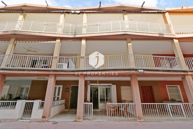 Z drugiej ręki - Mieszkanie w bloku -
Torrevieja - La Mata Pueblo