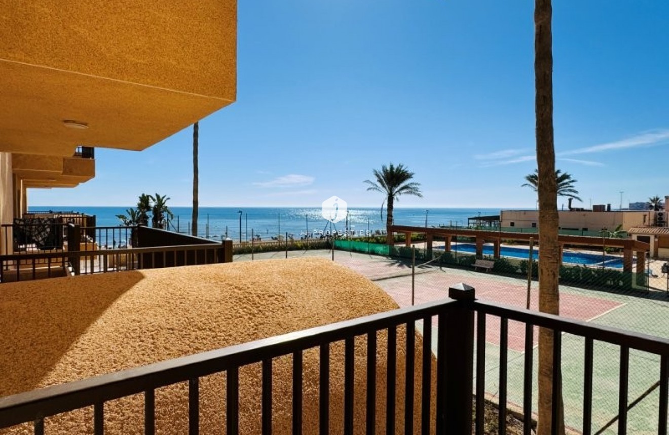Z drugiej ręki - Mieszkanie w bloku -
La Mata - Costa Blanca
