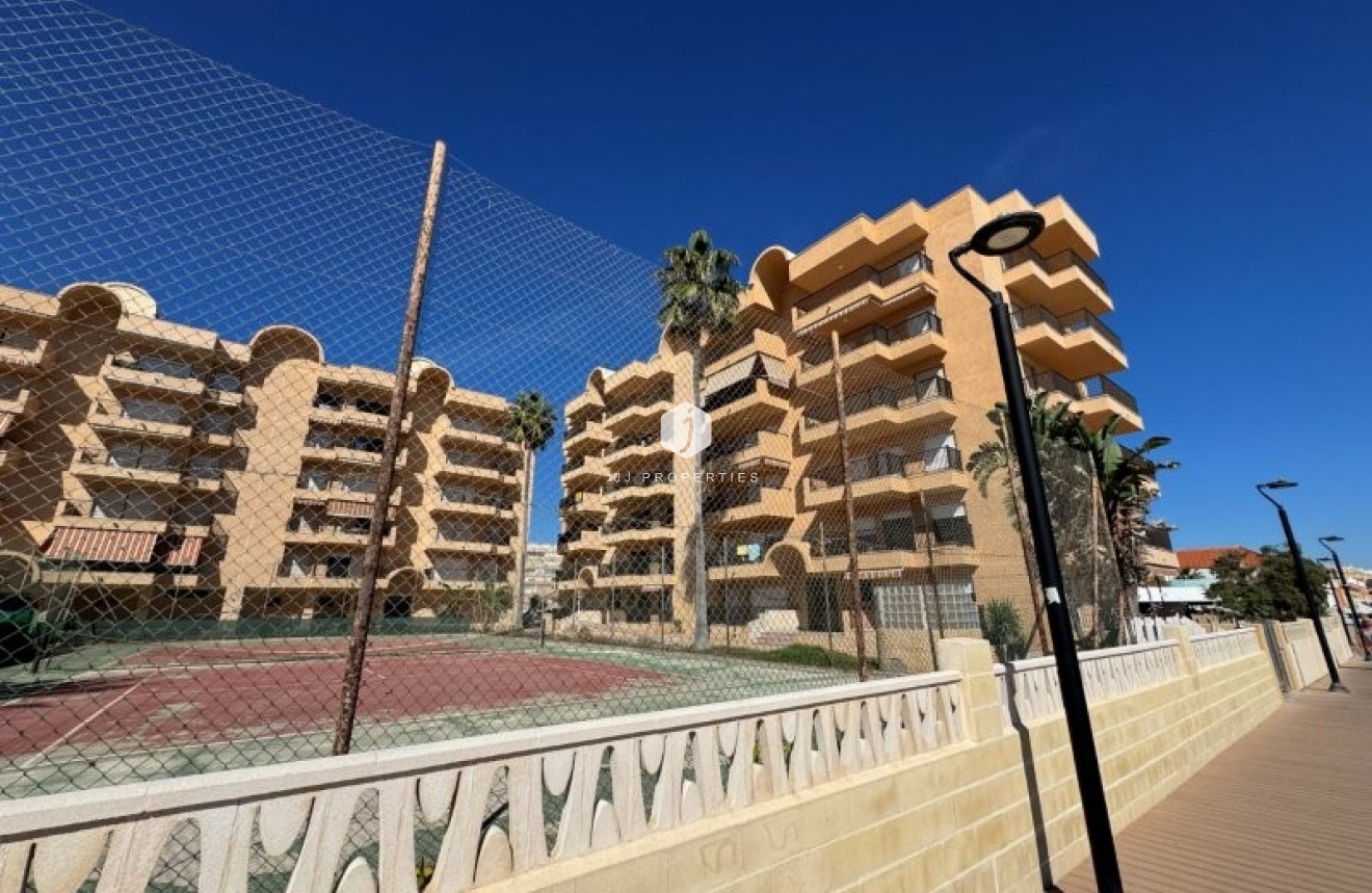 Z drugiej ręki - Mieszkanie w bloku -
La Mata - Costa Blanca