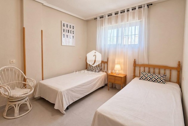 Aus zweiter Hand - Wohnung -
Torrevieja - La Siesta - El Salado - Torreta