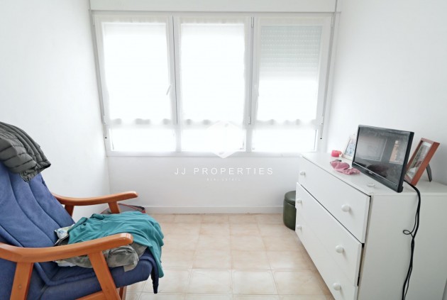 Resale - Chalet -
Torrevieja - Playa de los Naufragos