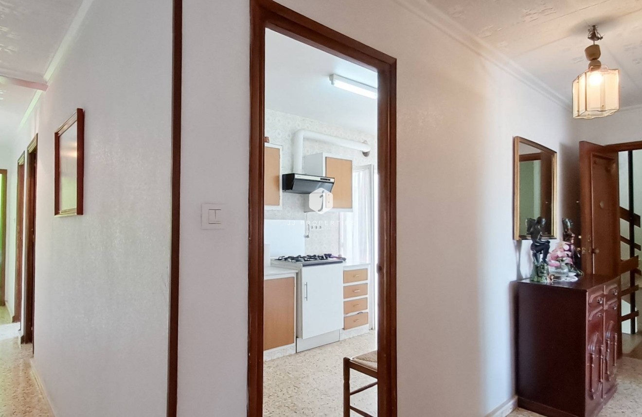 Aus zweiter Hand - Penthouse -
Torrevieja - Playa de los Naufragos