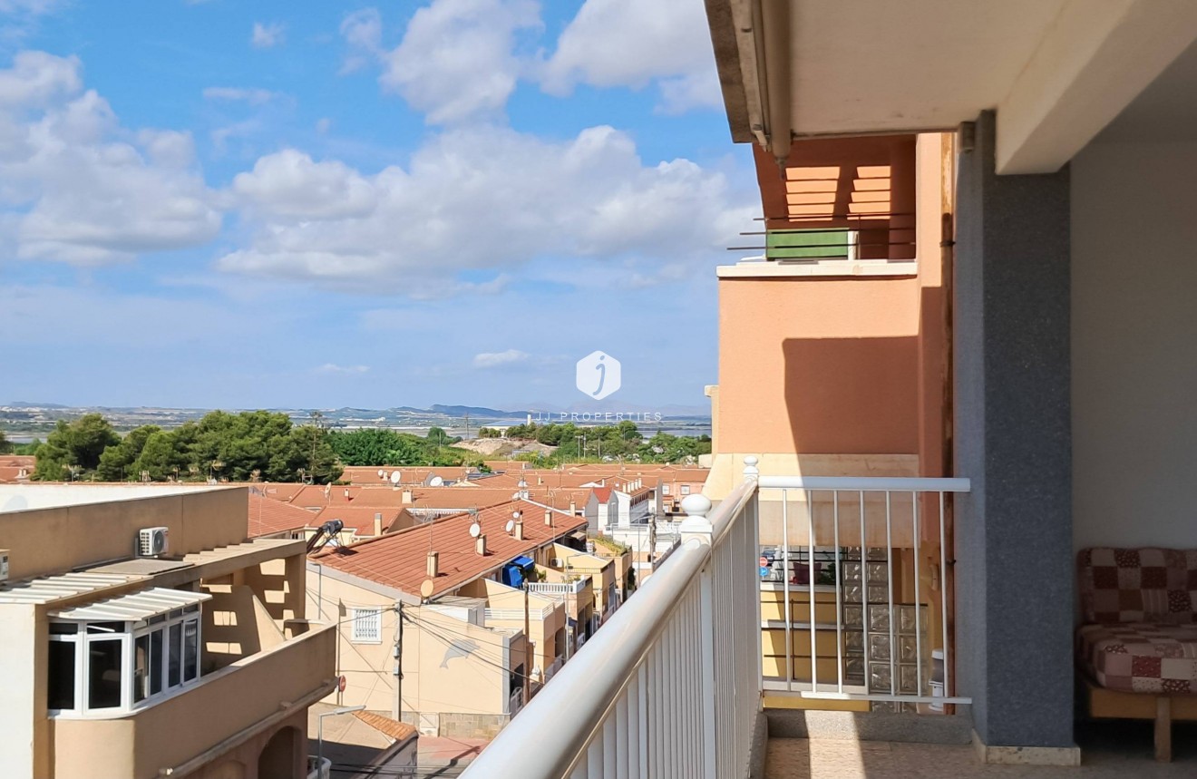 Aus zweiter Hand - Penthouse -
Torrevieja - Playa de los Naufragos