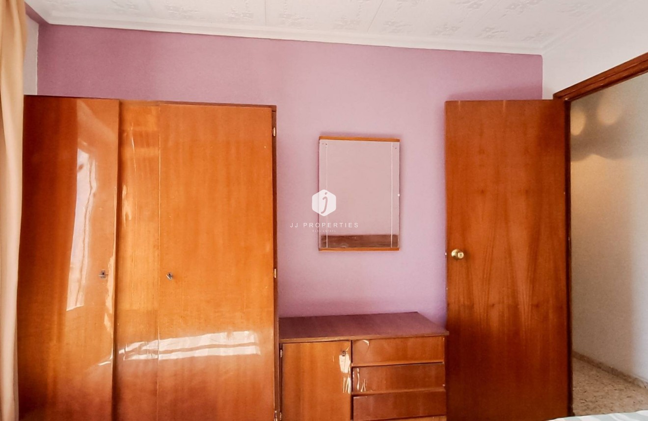 Aus zweiter Hand - Penthouse -
Torrevieja - Playa de los Naufragos