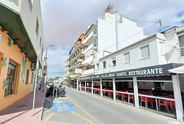 Aus zweiter Hand - Penthouse -
Torrevieja - Playa de los Naufragos