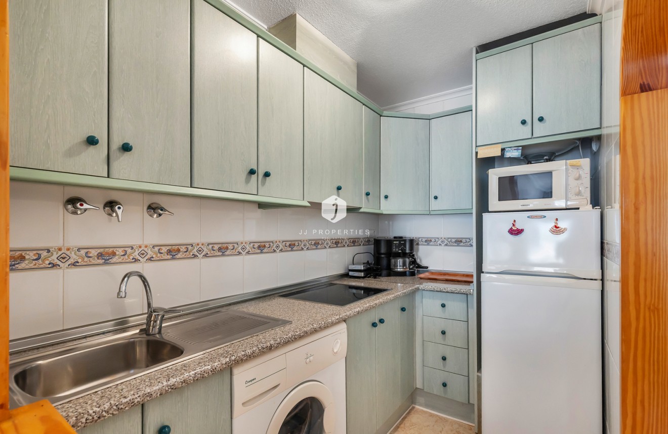 Resale - Apartment / flat -
Torrevieja - Costa Blanca