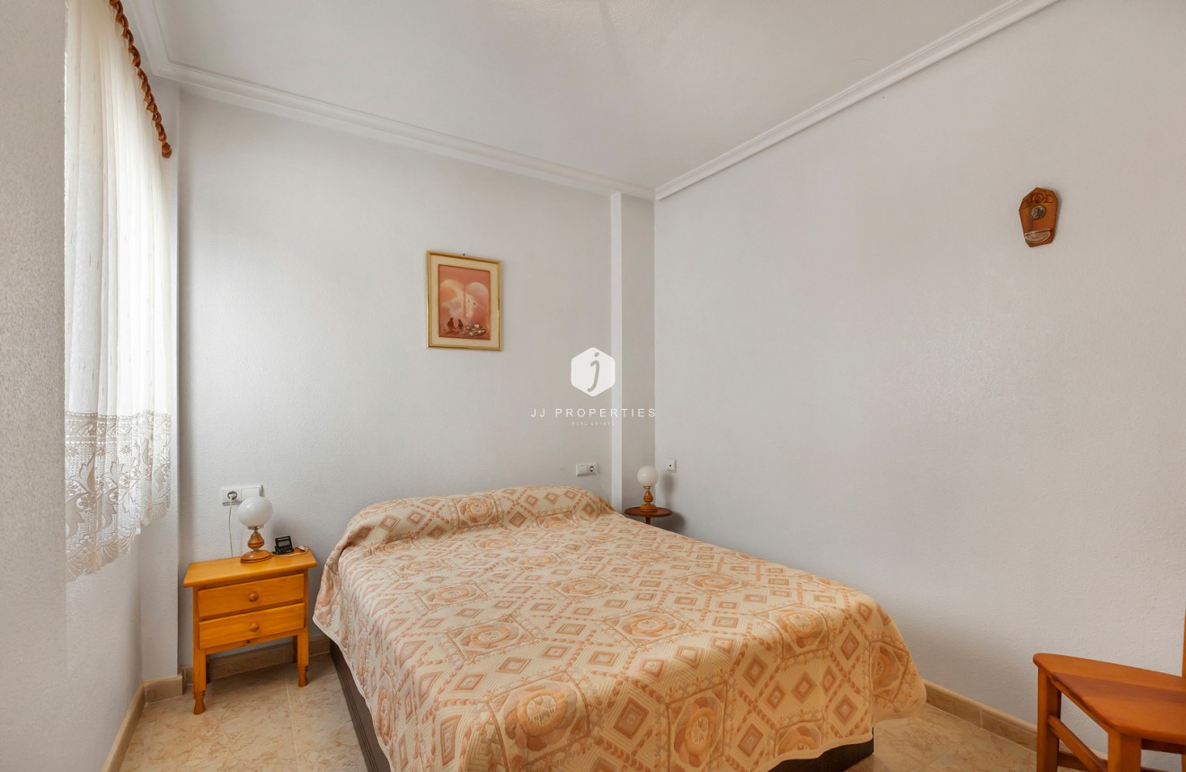 Resale - Apartment / flat -
Torrevieja - Costa Blanca