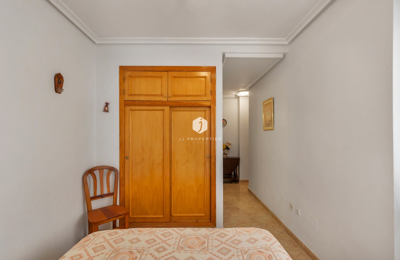 Resale - Apartment / flat -
Torrevieja - Costa Blanca