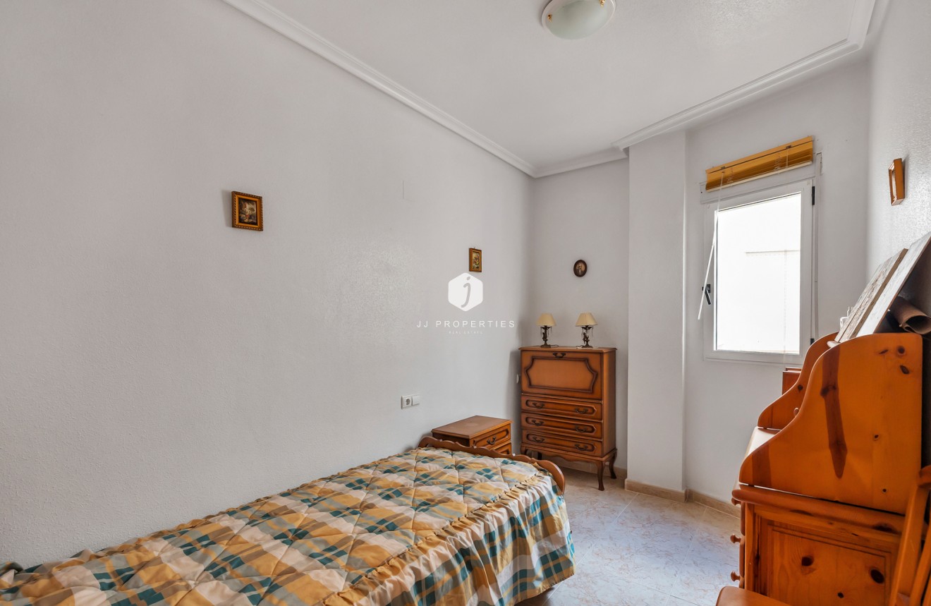 Resale - Apartment / flat -
Torrevieja - Costa Blanca