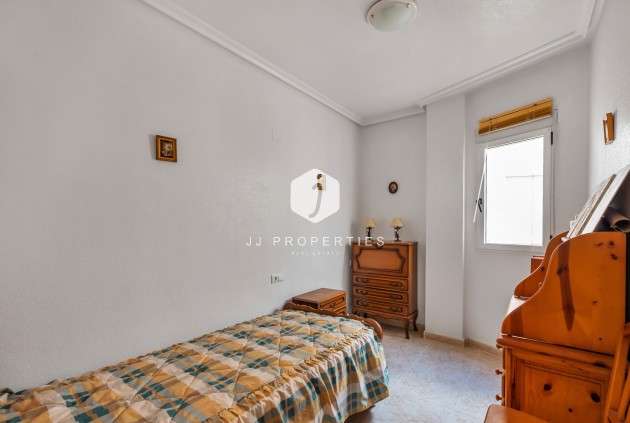 Resale - Apartment / flat -
Torrevieja - Costa Blanca
