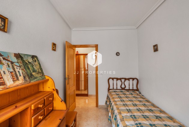 Resale - Apartment / flat -
Torrevieja - Costa Blanca