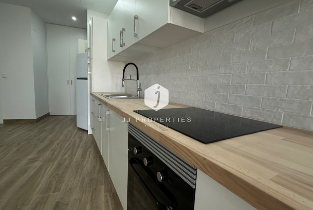 Segunda mano - Apartamento / piso -
Torrevieja - Costa Blanca