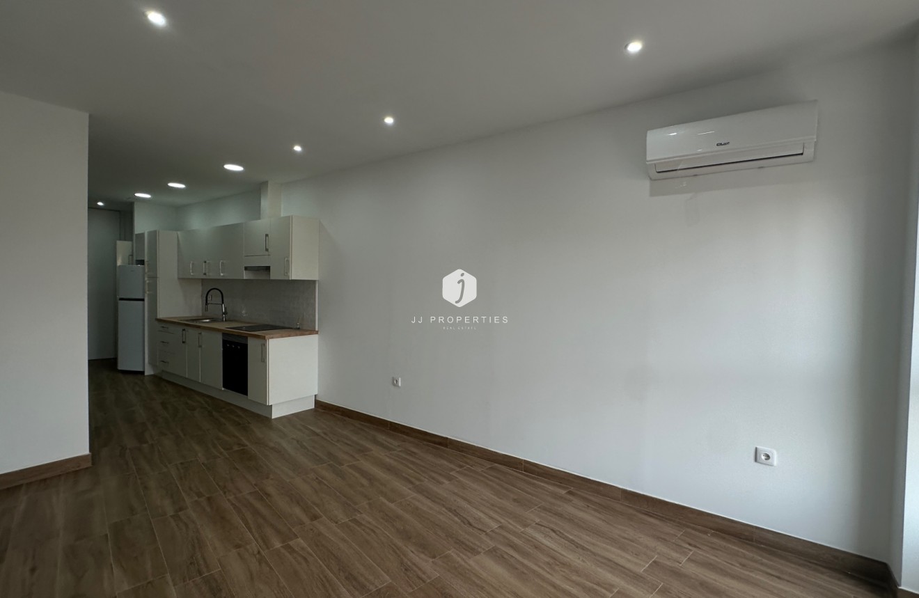Segunda mano - Apartamento / piso -
Torrevieja - Costa Blanca