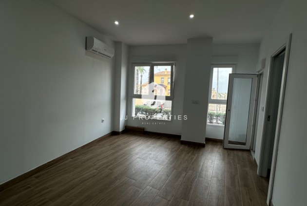 Segunda mano - Apartamento / piso -
Torrevieja - Costa Blanca