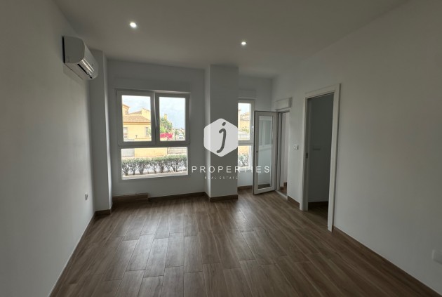 Segunda mano - Apartamento / piso -
Torrevieja - Costa Blanca