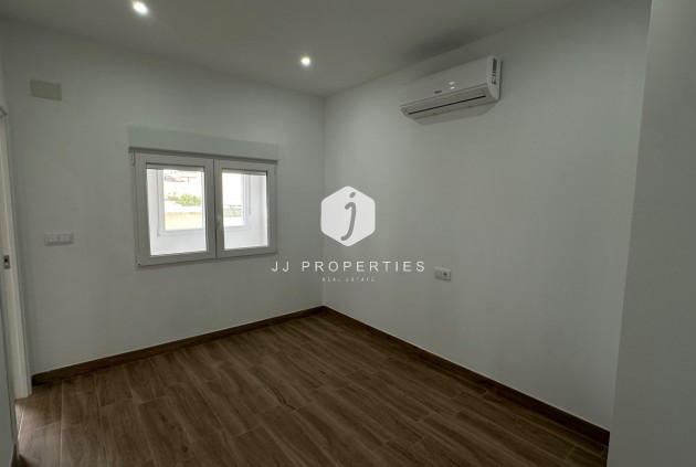Segunda mano - Apartamento / piso -
Torrevieja - Costa Blanca
