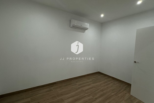 Segunda mano - Apartamento / piso -
Torrevieja - Costa Blanca