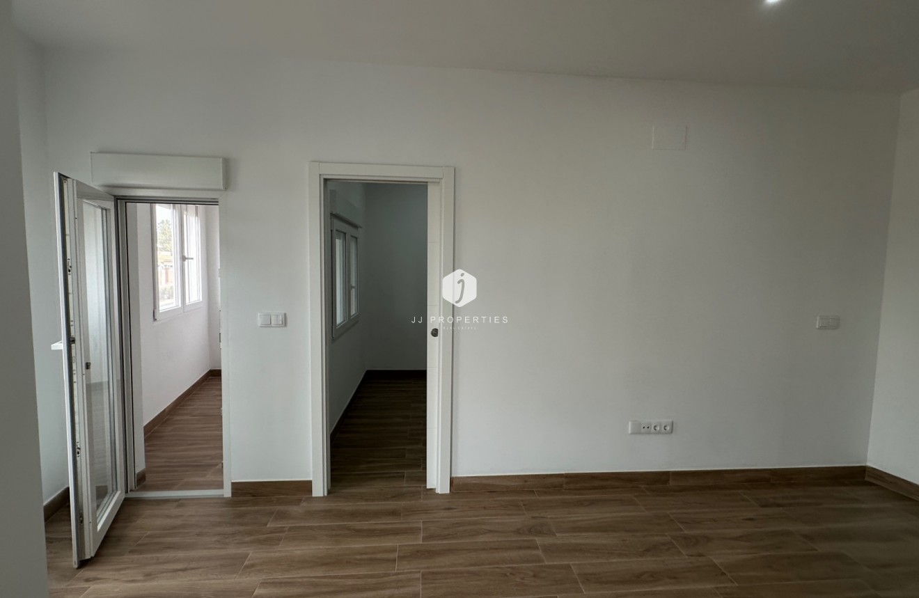 Segunda mano - Apartamento / piso -
Torrevieja - Costa Blanca