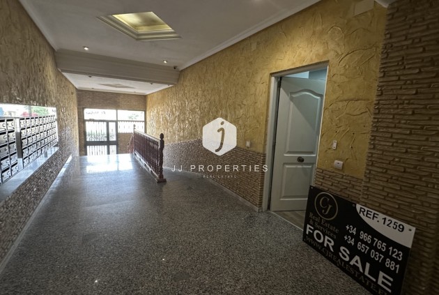 Segunda mano - Apartamento / piso -
Torrevieja - Costa Blanca