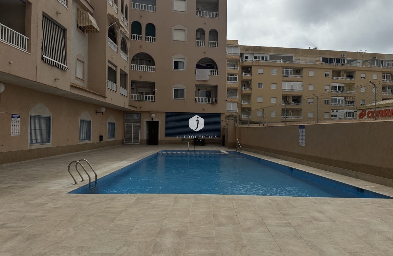 Segunda mano - Apartamento / piso -
Torrevieja - Costa Blanca
