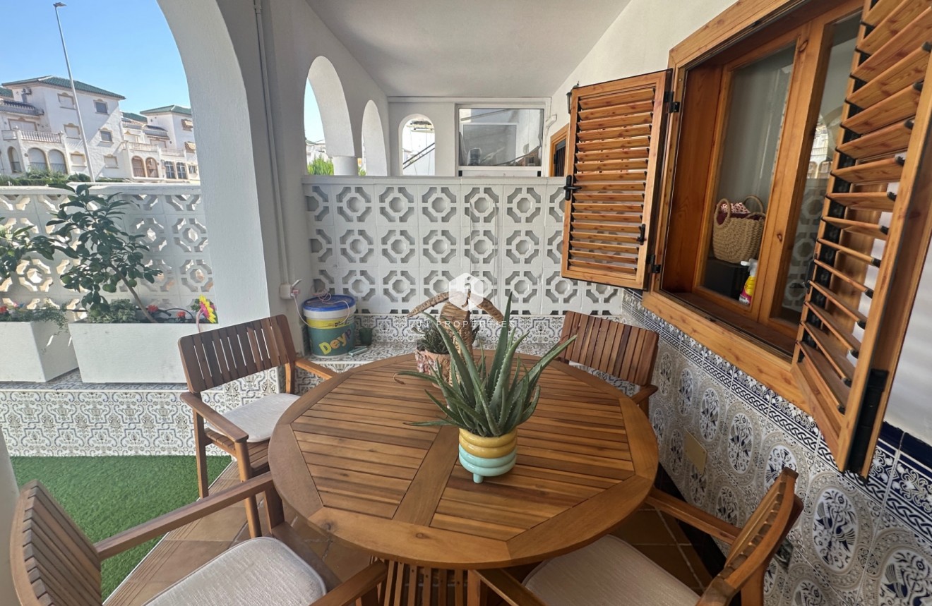 Aus zweiter Hand - Chalet -
La Mata - Costa Blanca