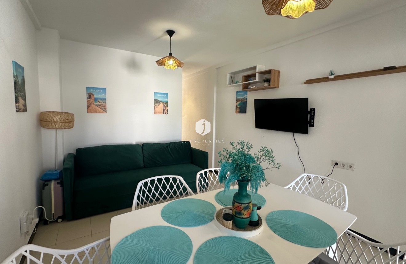 Aus zweiter Hand - Chalet -
La Mata - Costa Blanca