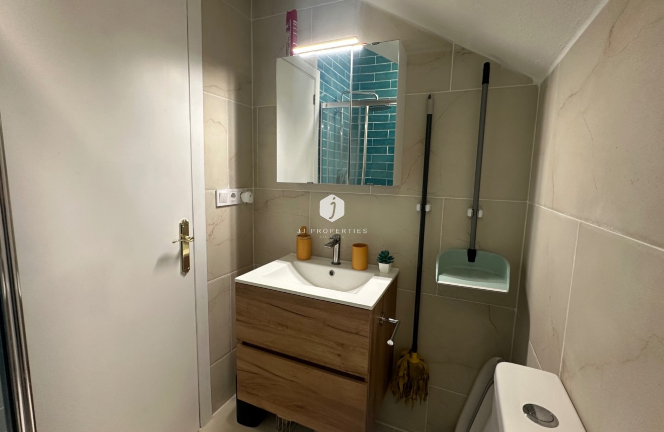 Aus zweiter Hand - Chalet -
La Mata - Costa Blanca