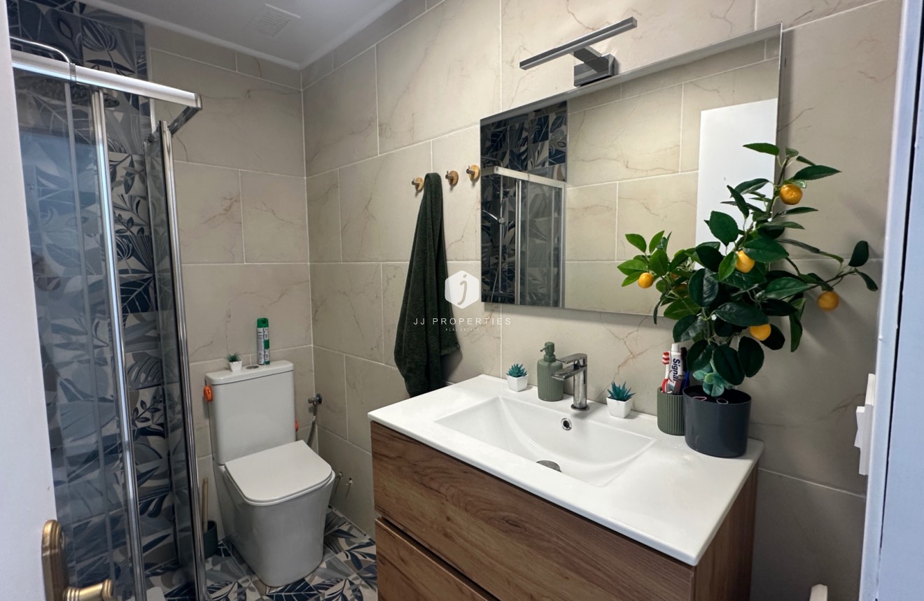 Aus zweiter Hand - Chalet -
La Mata - Costa Blanca