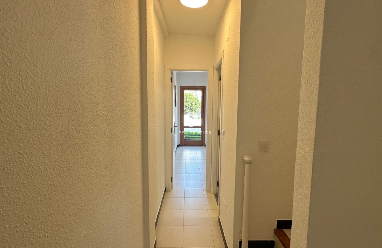 Aus zweiter Hand - Chalet -
La Mata - Costa Blanca
