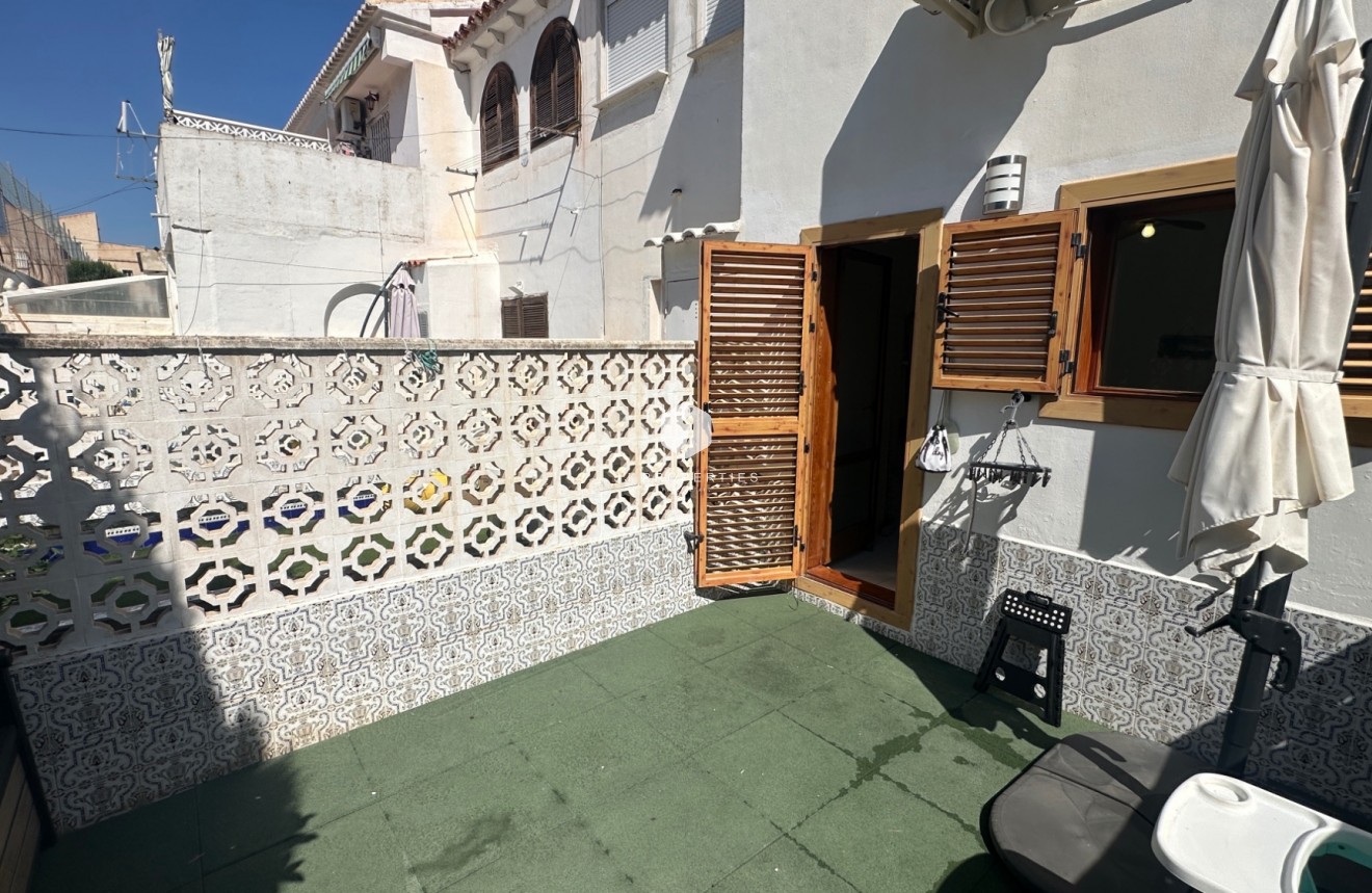 Aus zweiter Hand - Chalet -
La Mata - Costa Blanca