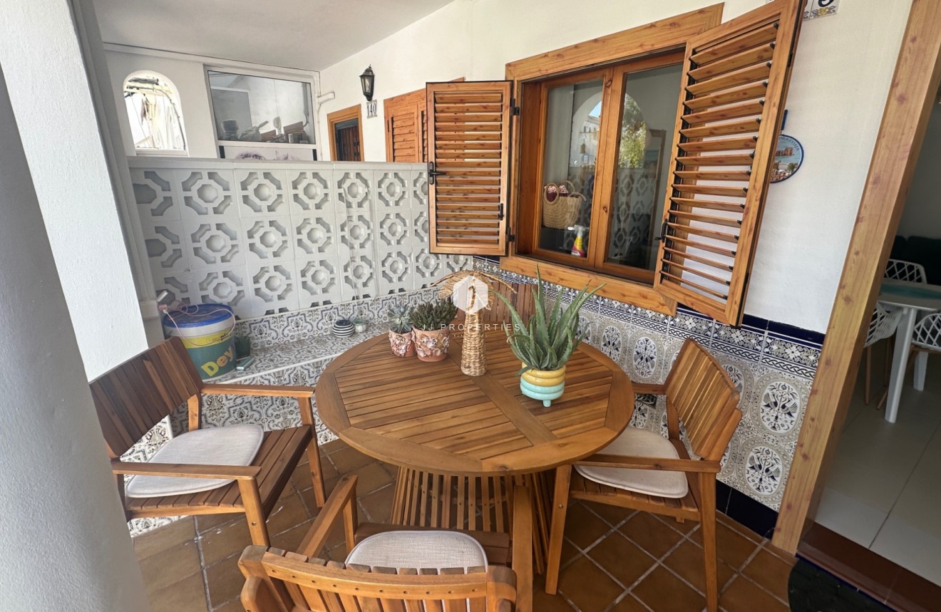 Aus zweiter Hand - Chalet -
La Mata - Costa Blanca
