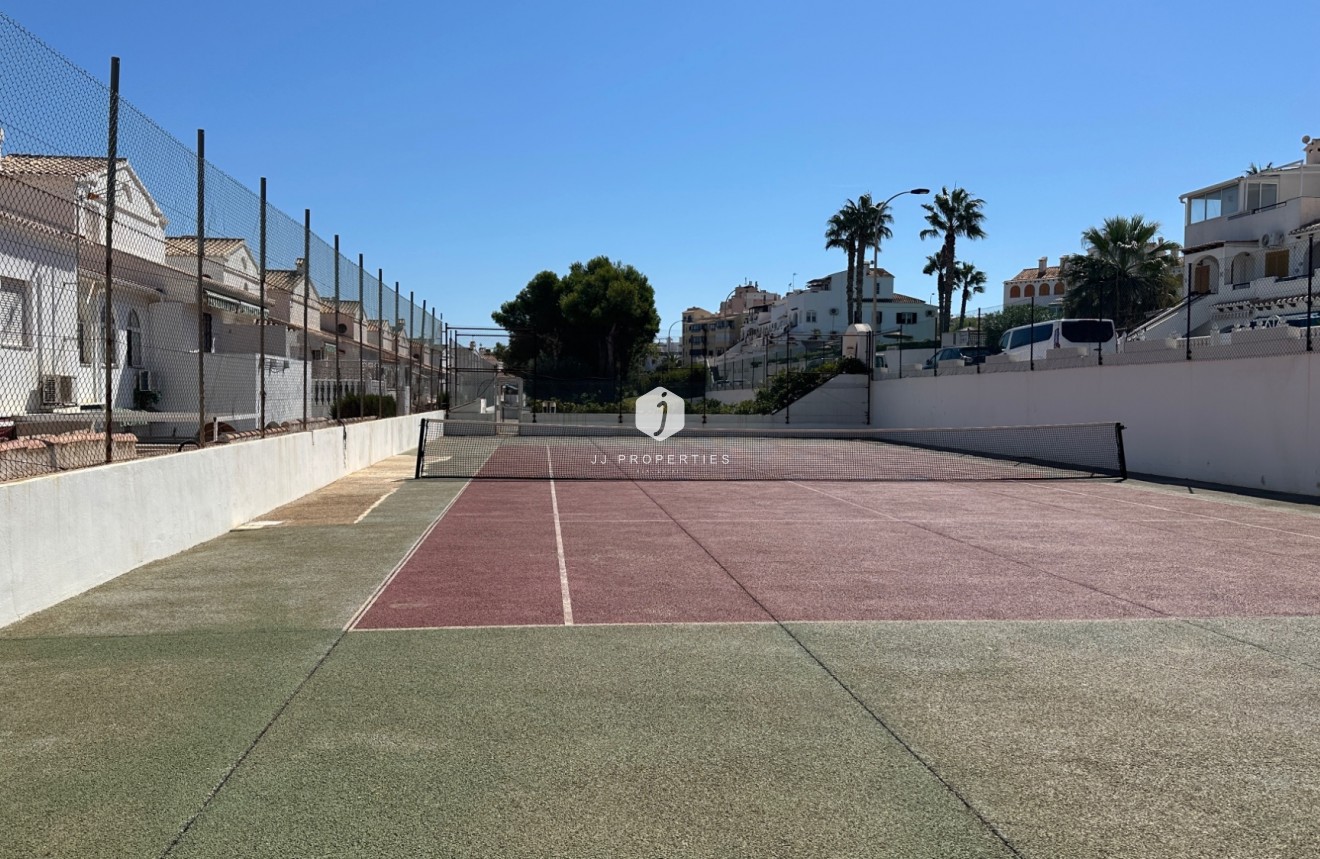 Aus zweiter Hand - Chalet -
La Mata - Costa Blanca