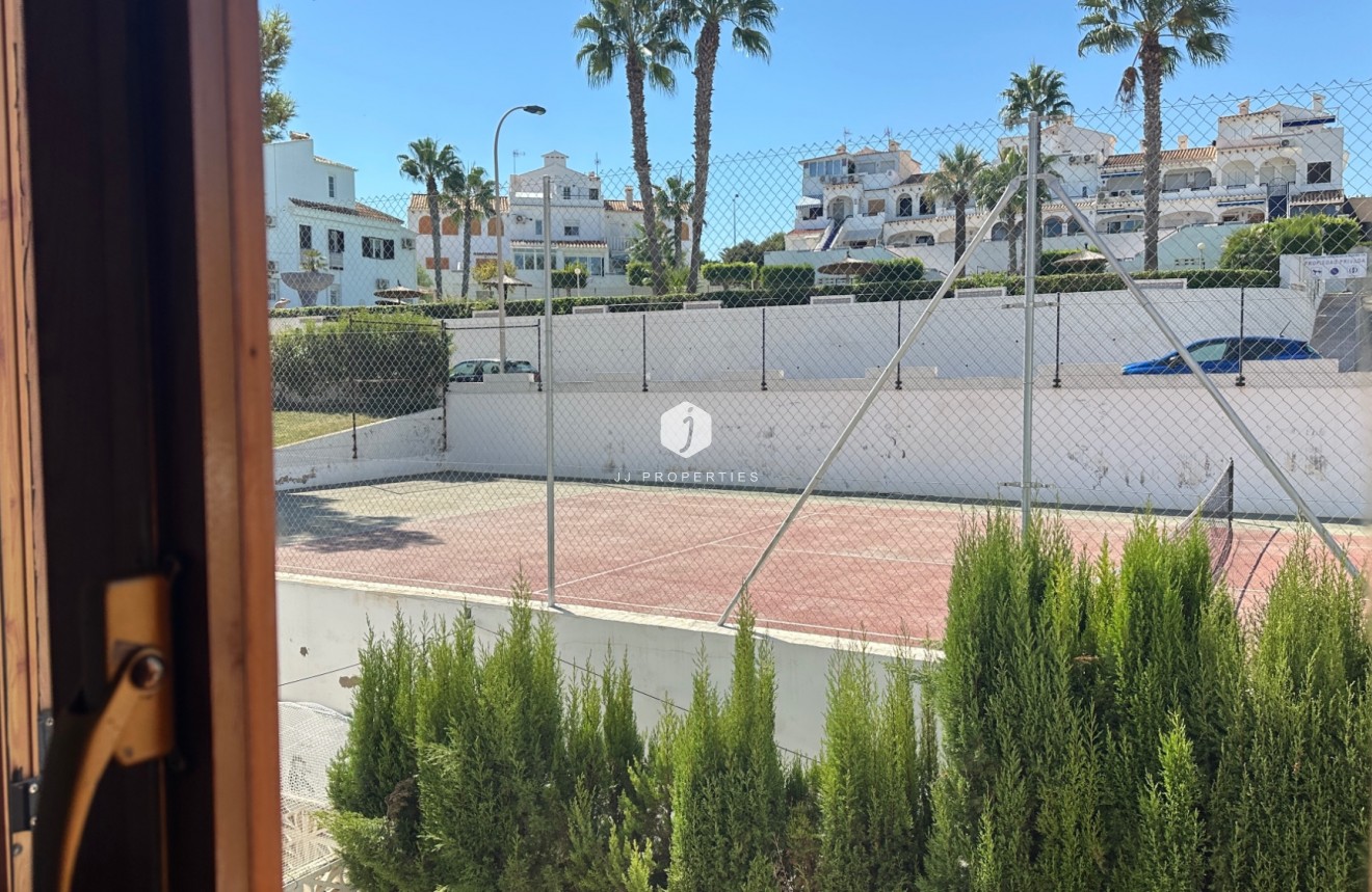 Aus zweiter Hand - Chalet -
La Mata - Costa Blanca